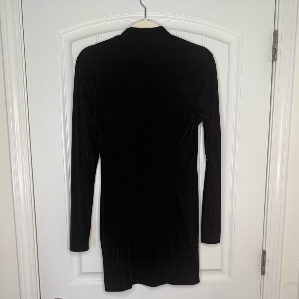 Naked Wardrobe Elegant Velvet Black Long Sleeve Dress